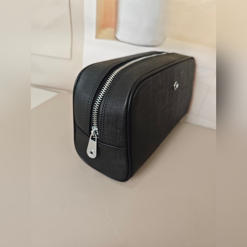 2026最新款式萬寶龍手拿包火爆款大量出貨啦，叫囂專櫃貨 頂級原單貨 紙上談兵吹