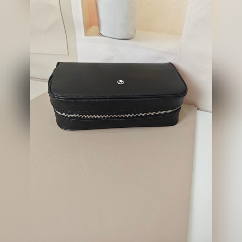 2026最新款式萬寶龍手拿包火爆款大量出貨啦，叫囂專櫃貨 頂級原單貨 紙上談兵吹