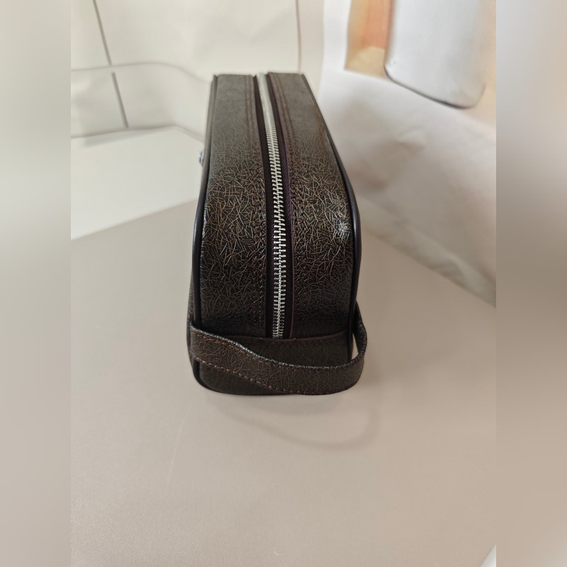 2026最新款式萬寶龍手拿包火爆款大量出貨啦，叫囂專櫃貨 頂級原單貨 紙上談兵吹