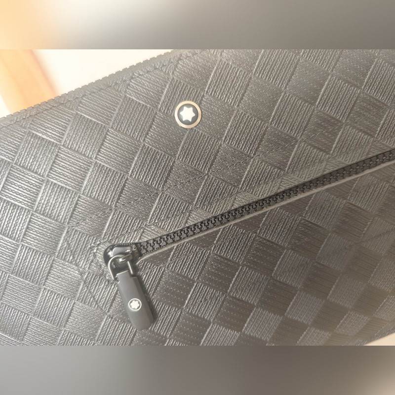 2026頂級專櫃老鼠高端狠貨2026最新火爆款萬寶龍手拿包大量出貨啦，叫囂專櫃貨