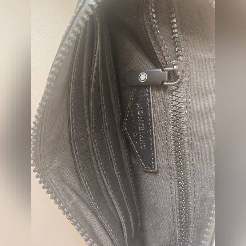 2026頂級專櫃老鼠高端狠貨2026最新火爆款萬寶龍手拿包大量出貨啦，叫囂專櫃貨