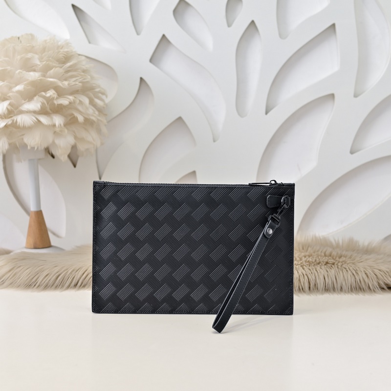 MONT BLANC 萬寶龍-最新款男士手包 采用頭層牛皮 皮質柔軟 手感超贊