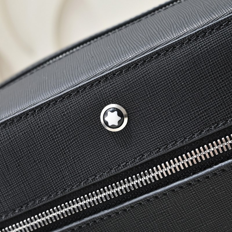 MONT BLANC 萬寶龍-最新款男士手包 采用頭層牛皮 皮質柔軟 手感超贊