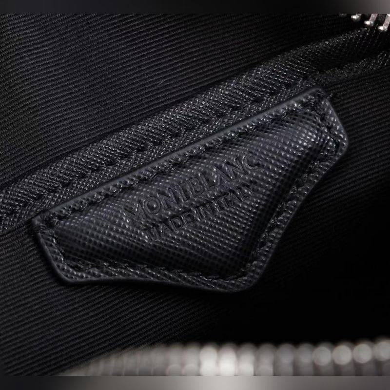 MONTBLANC 全新萬寶龍匠心系列迷你小挎包 經(jīng)典黑 型號：MB198165