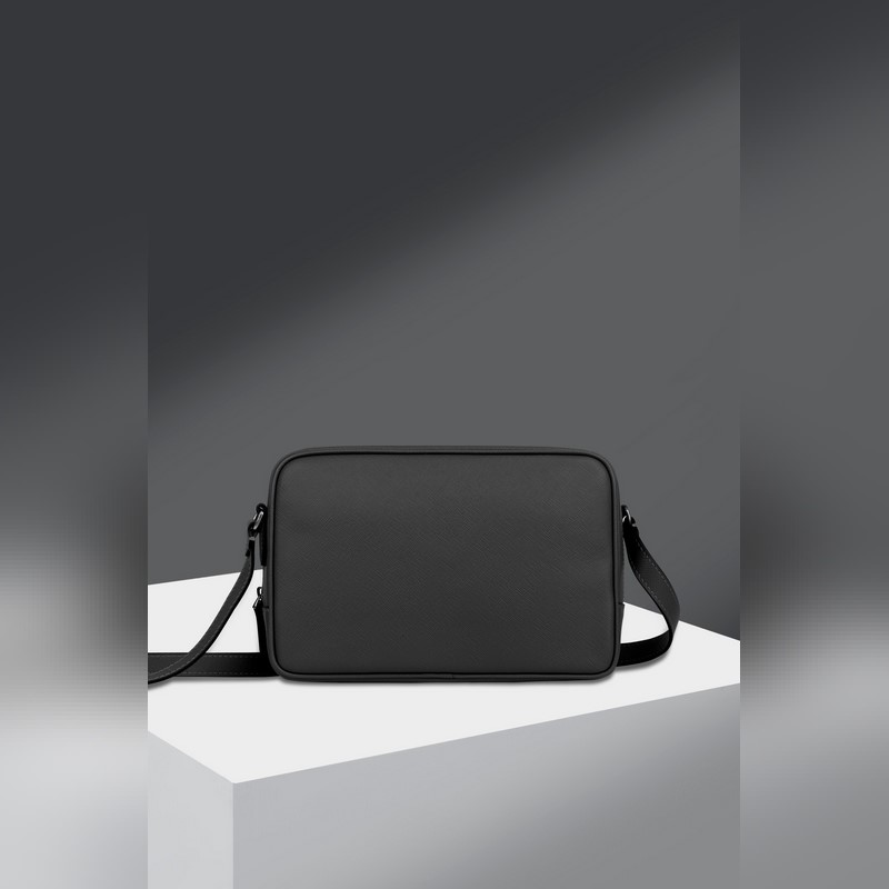 MONTBLANC 全新萬(wàn)寶龍匠心系列郵差包 經(jīng)典黑 型號(hào)：MB198127#