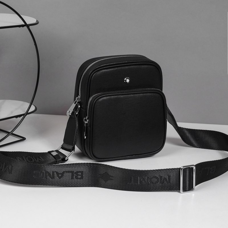 萬寶龍爆款來襲，精緻單肩包 選用由再生聚酯纖維頭層牛皮和棉質(zhì)紗線制成的面料打造，