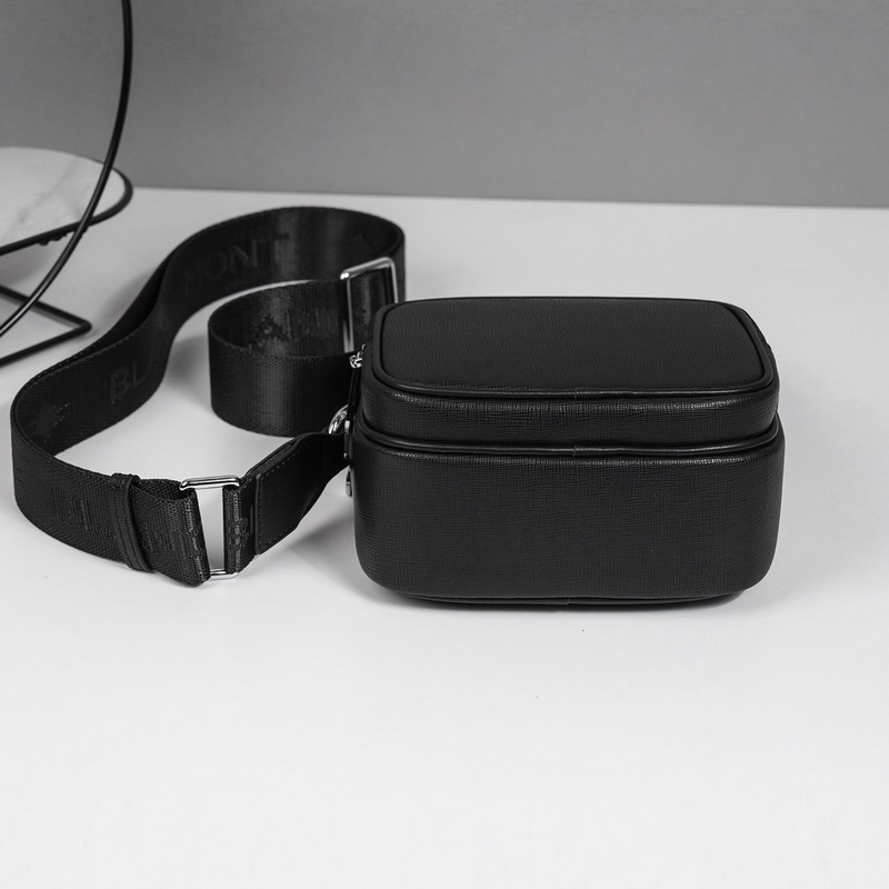 萬寶龍爆款來襲，精緻單肩包 選用由再生聚酯纖維頭層牛皮和棉質(zhì)紗線制成的面料打造，