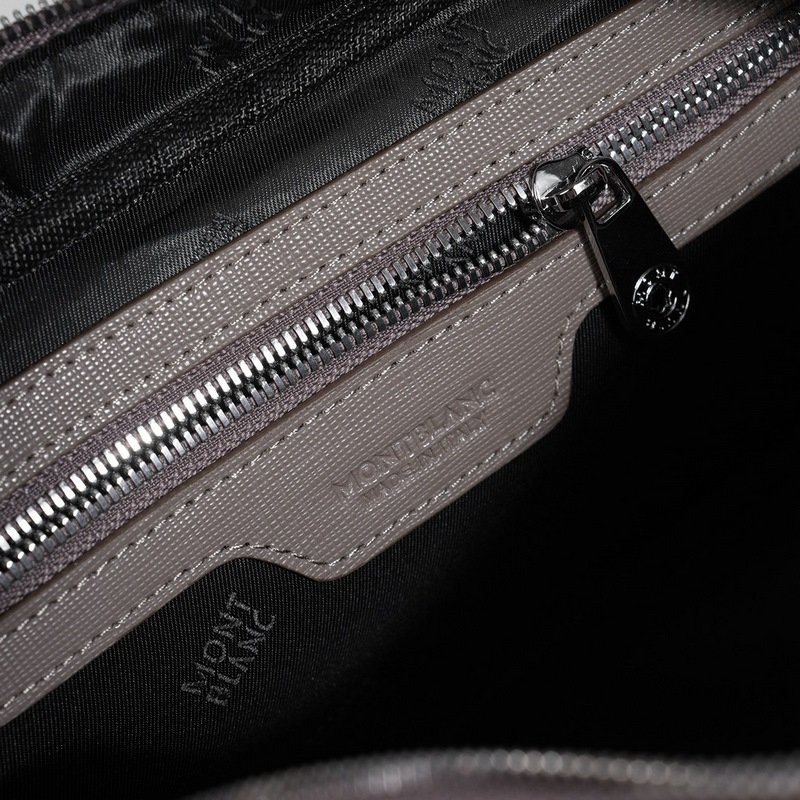 萬寶龍爆款來襲，精緻單肩包 選用由再生聚酯纖維頭層牛皮和棉質紗線制成的面料打造，