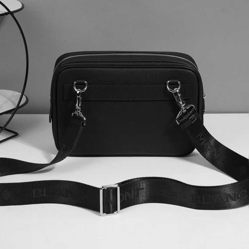 萬寶龍爆款來襲，精緻單肩包 選用由再生聚酯纖維頭層牛皮和棉質紗線制成的面料打造，