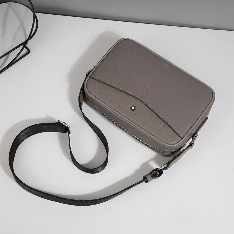 萬寶龍爆款來襲，精緻單肩包 選用由再生聚酯纖維頭層牛皮和棉質紗線制成的面料打造，