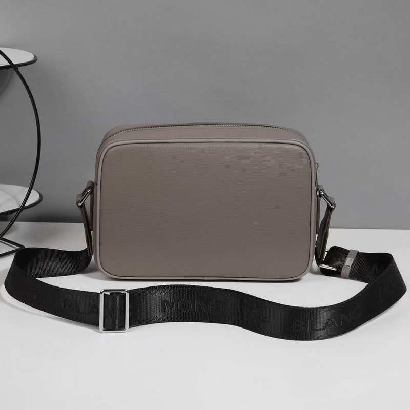 萬寶龍爆款來襲，精緻單肩包 選用由再生聚酯纖維頭層牛皮和棉質紗線制成的面料打造，