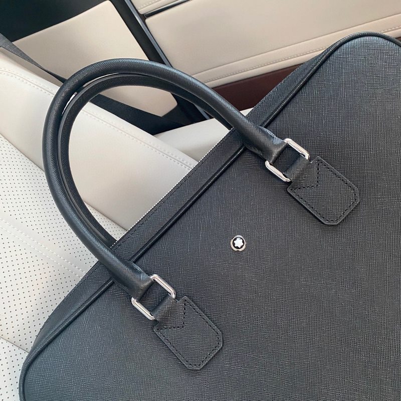 Mont Blanc萬寶龍最新款男士公文包采用頭層牛皮 皮質(zhì)柔軟高端大氣上檔次尺