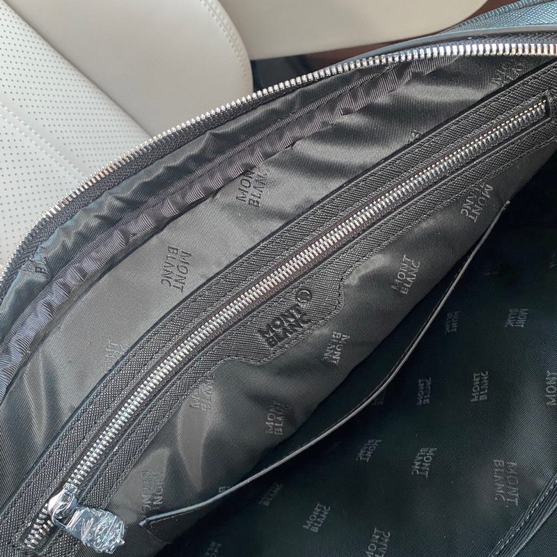 Mont Blanc萬寶龍最新款男士公文包采用頭層牛皮 皮質(zhì)柔軟高端大氣上檔次尺