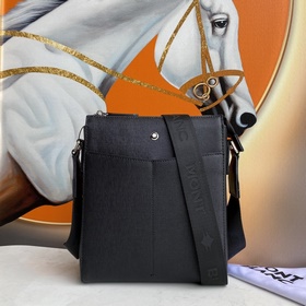 萬寶龍-最新款 男士斜挎手提包 官網同步 原單品質 采用大班軟皮粒紋進口小牛皮制