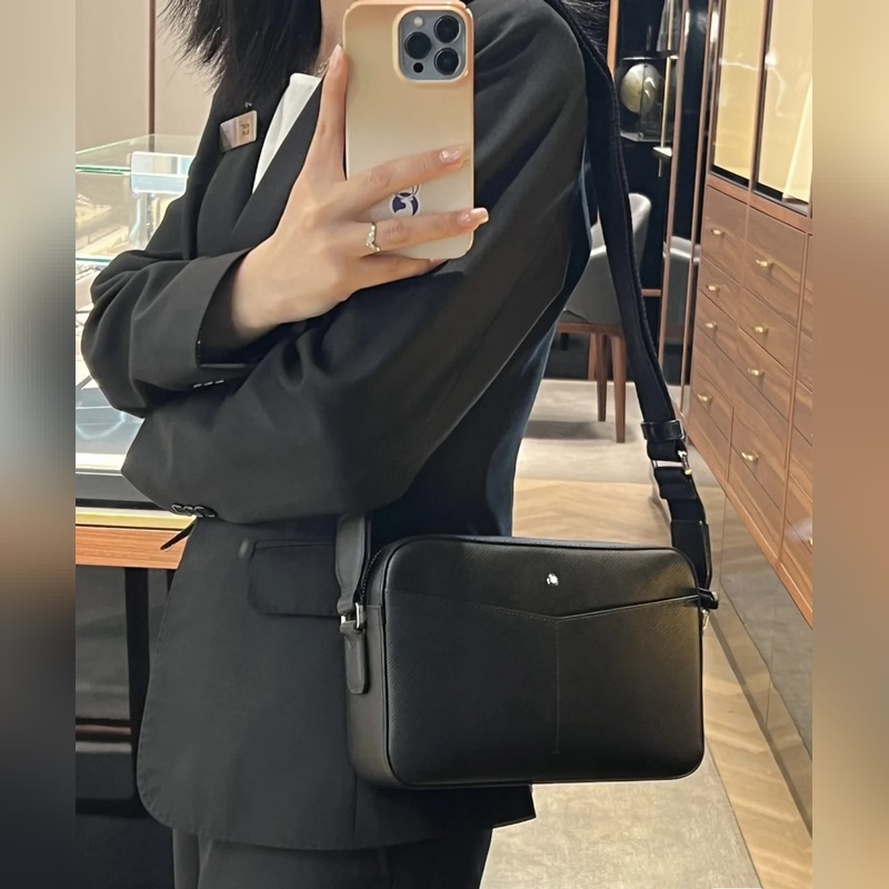 最新款來襲 Montblanc International(萬寶龍) 斜挎兩用包