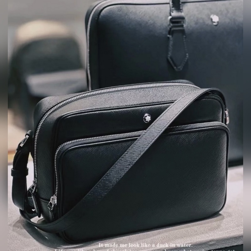 MONTBLANC 全新萬寶龍匠心系列郵差包 經典黑 型號：MB198127 材