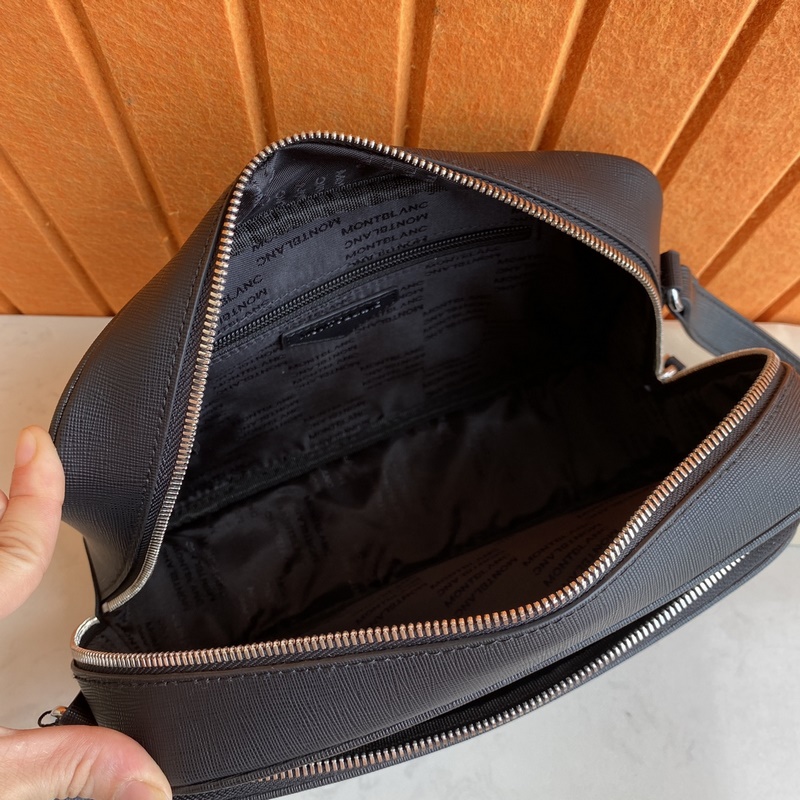 MONTBLANC 全新萬寶龍匠心系列郵差包 經典黑 型號：MB198127 材