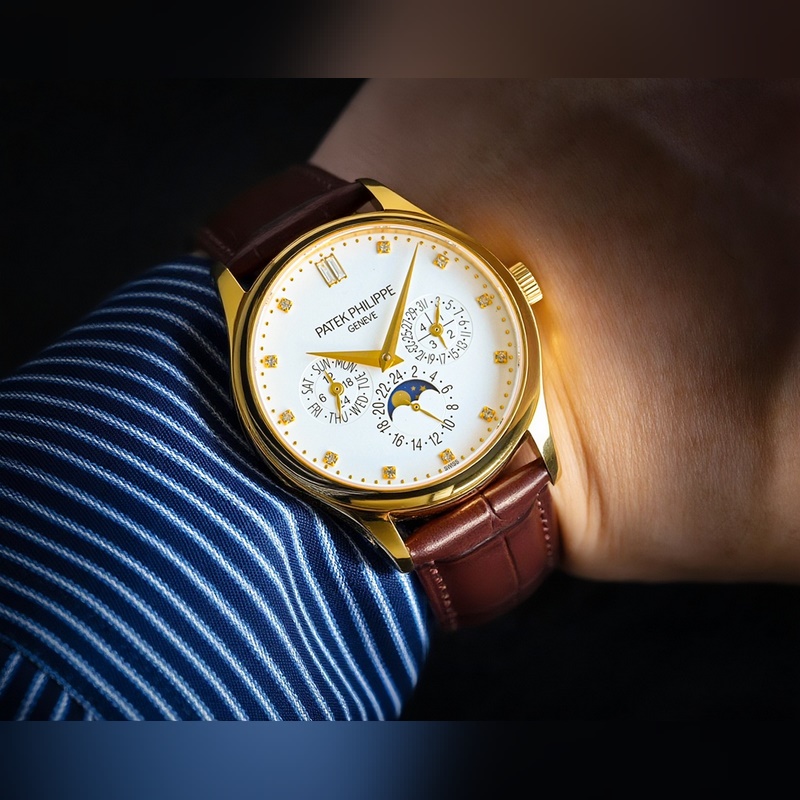 百達翡麗超級複雜功能時計5327、5140系列腕表，萬年曆中最經典的款式。 表徑