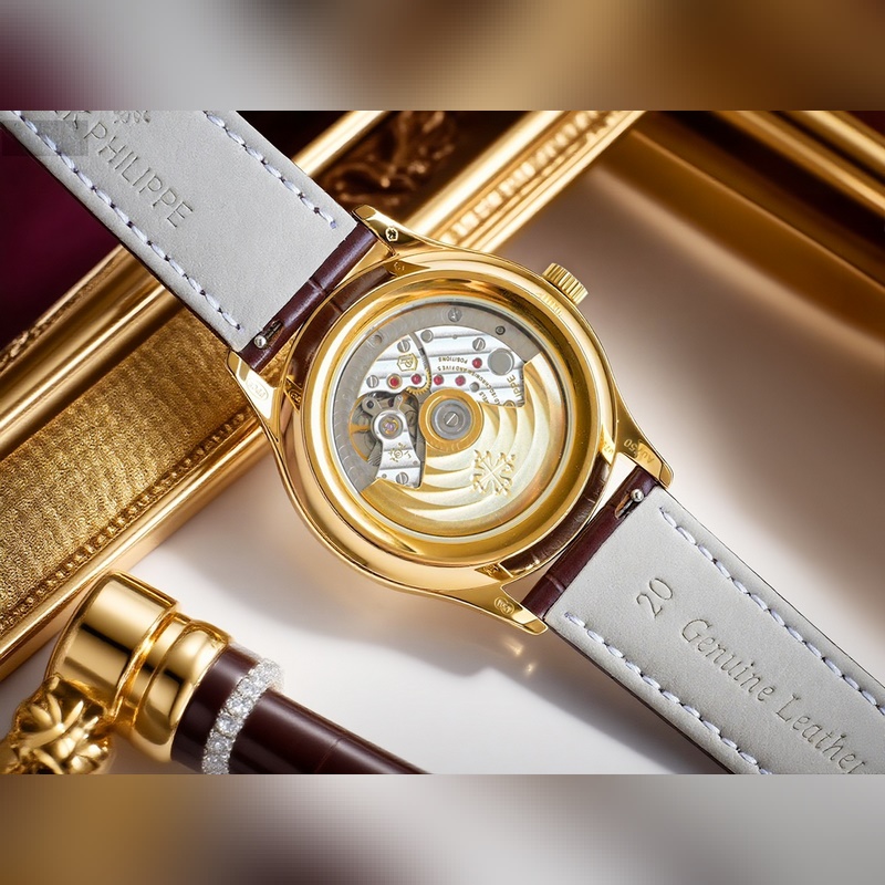 百達翡麗超級複雜功能時計5327、5140系列腕表，萬年曆中最經典的款式。 表徑