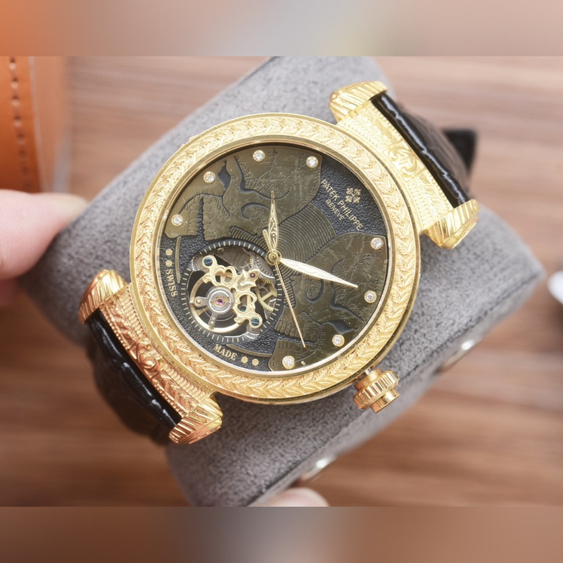 男人摯愛(ài) 飛輪腕表 [最新]：百達(dá)翡麗 最佳雕花殼設(shè)計(jì) 獨(dú)家首發(fā) [類(lèi)型]：精品