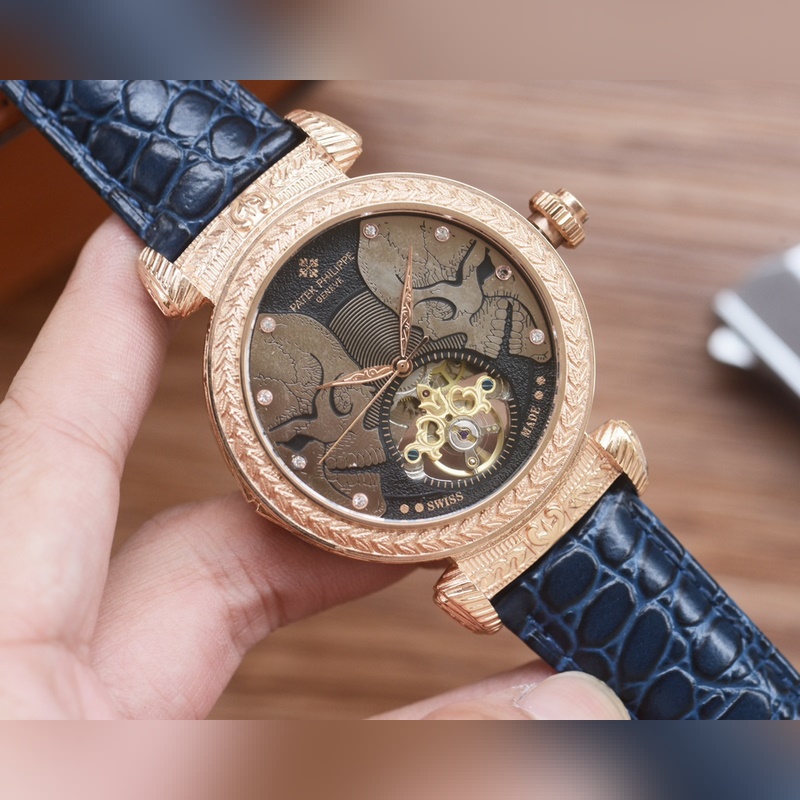 男人摯愛(ài) 飛輪腕表 [最新]：百達(dá)翡麗 最佳雕花殼設(shè)計(jì) 獨(dú)家首發(fā) [類(lèi)型]：精品