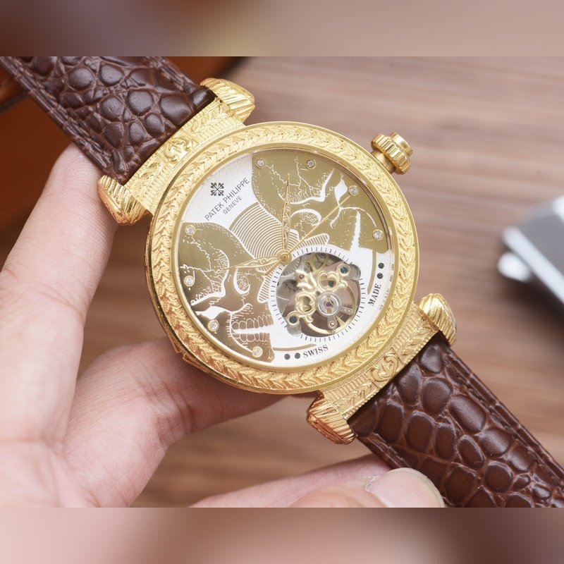 男人摯愛(ài) 飛輪腕表 [最新]：百達(dá)翡麗 最佳雕花殼設(shè)計(jì) 獨(dú)家首發(fā) [類(lèi)型]：精品