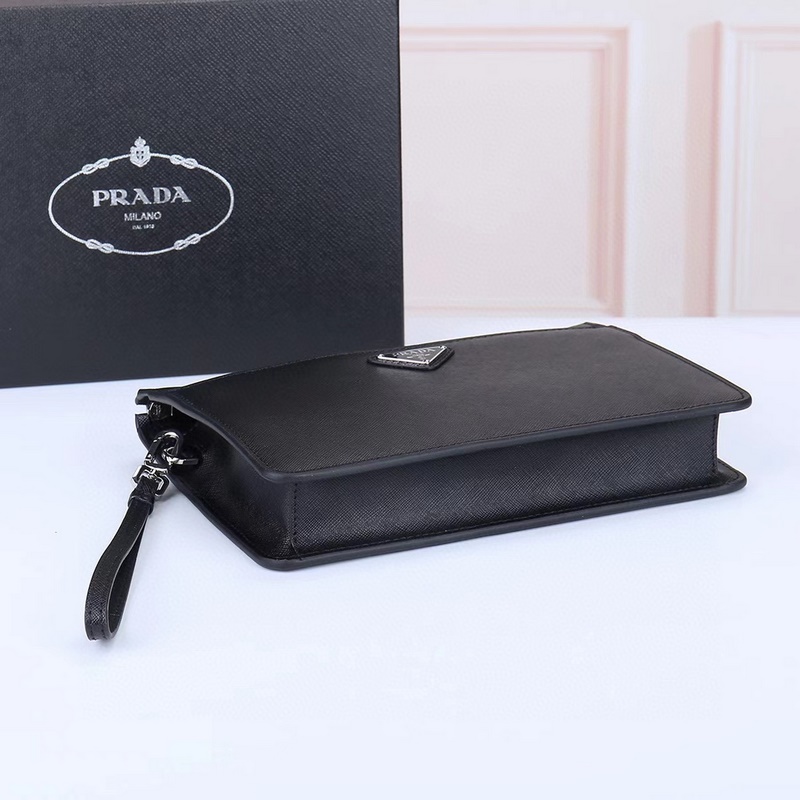 PRADA-普拉達最新款手包 官網同步 采用進口小牛皮制作 Saffano皮革材