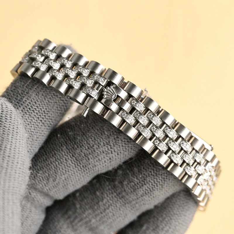 女款_2026勞力士日志系列 女表優(yōu)雅上市 ①：女裝日志型采用904L不鏽鋼來鍛造不鏽