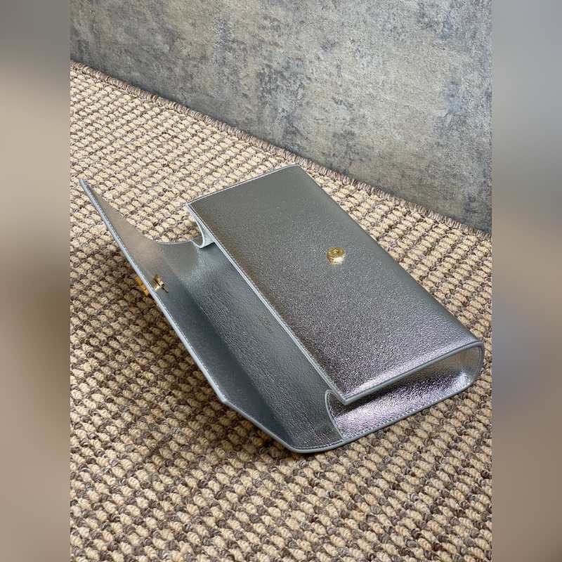 聖羅蘭YSL經(jīng)典無流蘇手包 進(jìn)口牛皮鑽石紋 市場頂級貨 尺寸27x12.5x5