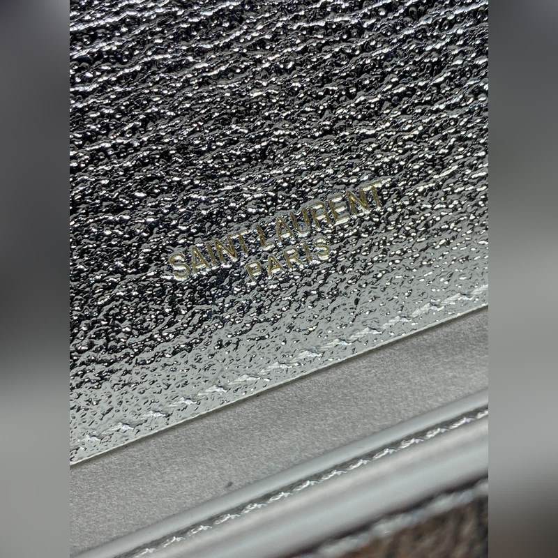 聖羅蘭YSL經(jīng)典無流蘇手包 進(jìn)口牛皮鑽石紋 市場頂級貨 尺寸27x12.5x5