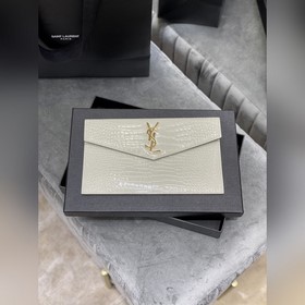 Uptown_新品手拿包 最經典的標志性金屬logo，意大利進口牛皮，簡約又不失