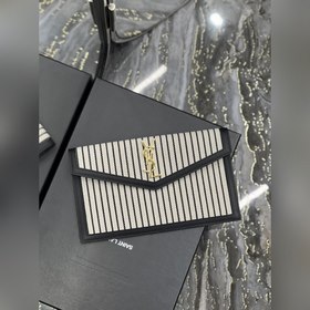 Uptown_新品手拿包 最經典的標志性金屬logo，意大利進口牛皮，簡約又不失