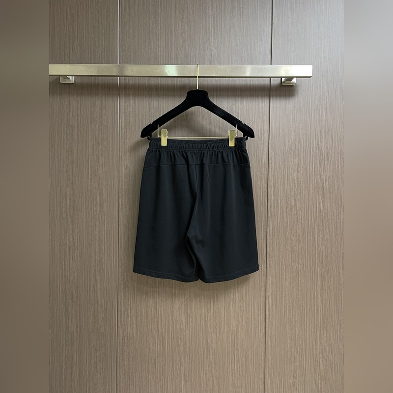 整套ARCTERYX 始祖鳥2026ss新款圓領T恤短褲套裝，經(jīng)典logo標識印