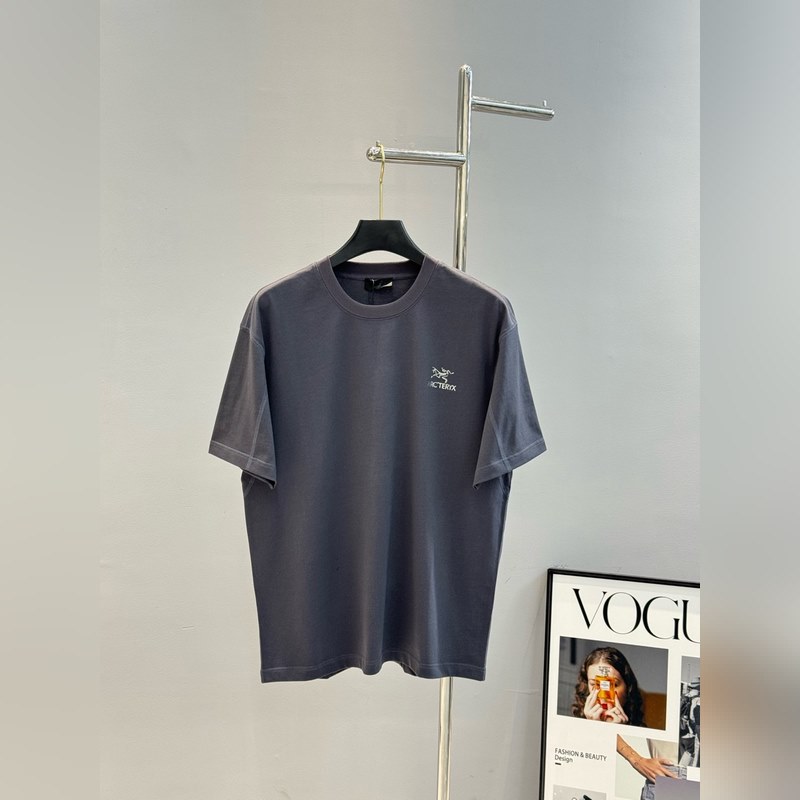 ARCTERY*始祖*鳥25s新款T恤.男女同款~小紅書推薦！胸口經典鳥造型.後