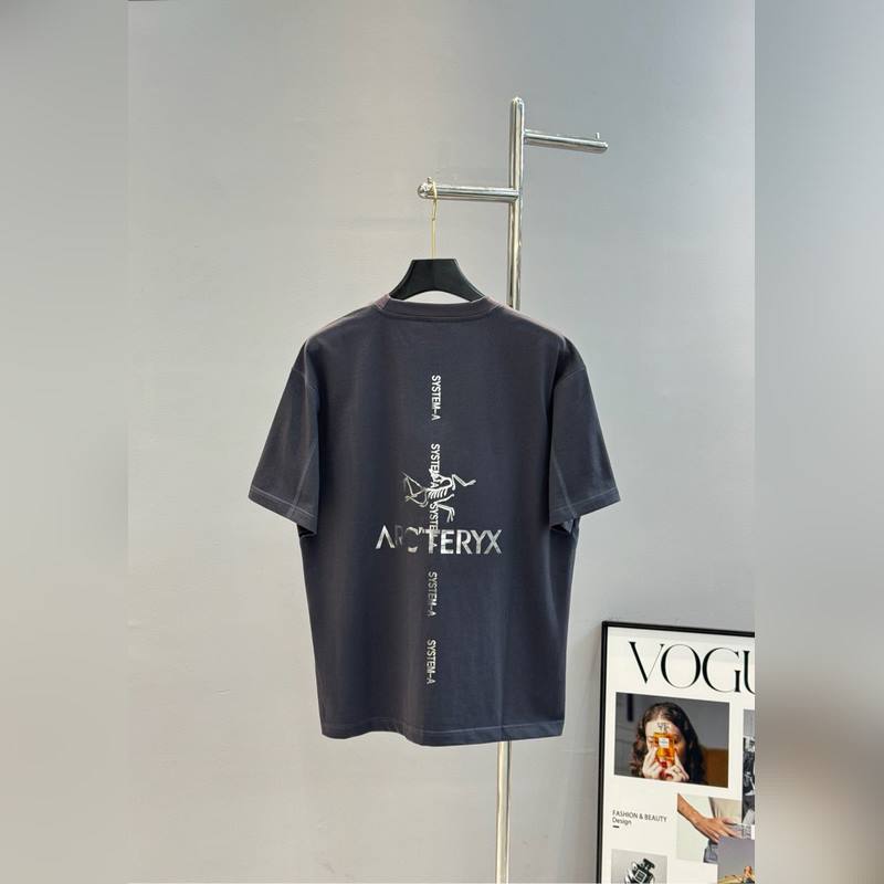 ARCTERY*始祖*鳥25s新款T恤.男女同款~小紅書推薦！胸口經典鳥造型.後