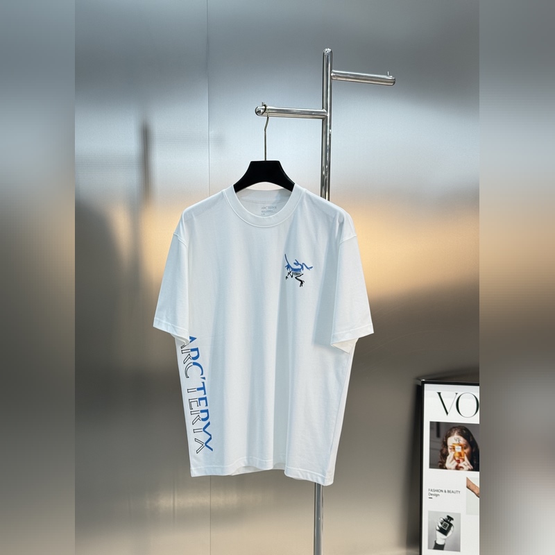 ARCTERY*始祖*鳥25s新品寬松版型T恤.男女同款~小紅書推薦！胸口經典鳥