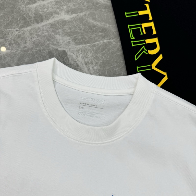 ARCTERY*始祖*鳥25s新品寬松版型T恤.男女同款~小紅書推薦！胸口經典鳥