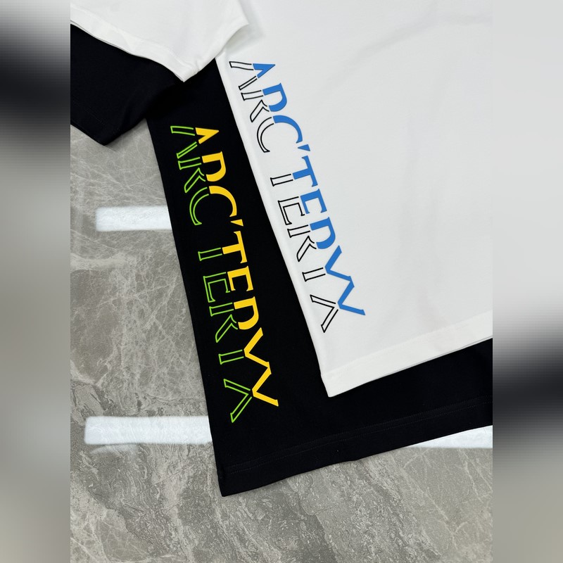 ARCTERY*始祖*鳥25s新品寬松版型T恤.男女同款~小紅書推薦！胸口經典鳥