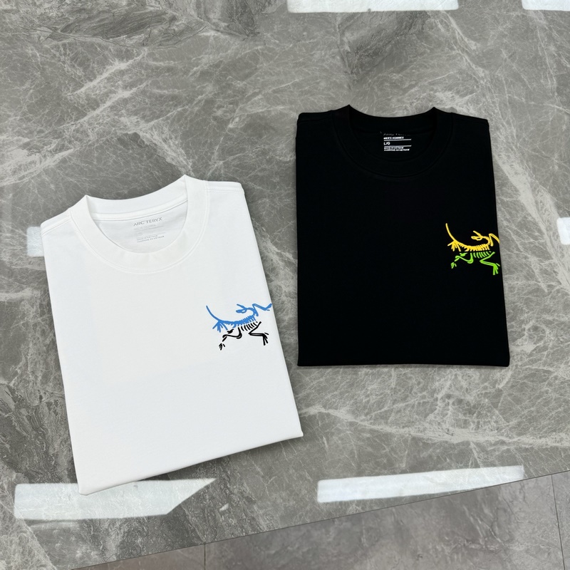 ARCTERY*始祖*鳥25s新品寬松版型T恤.男女同款~小紅書推薦！胸口經典鳥
