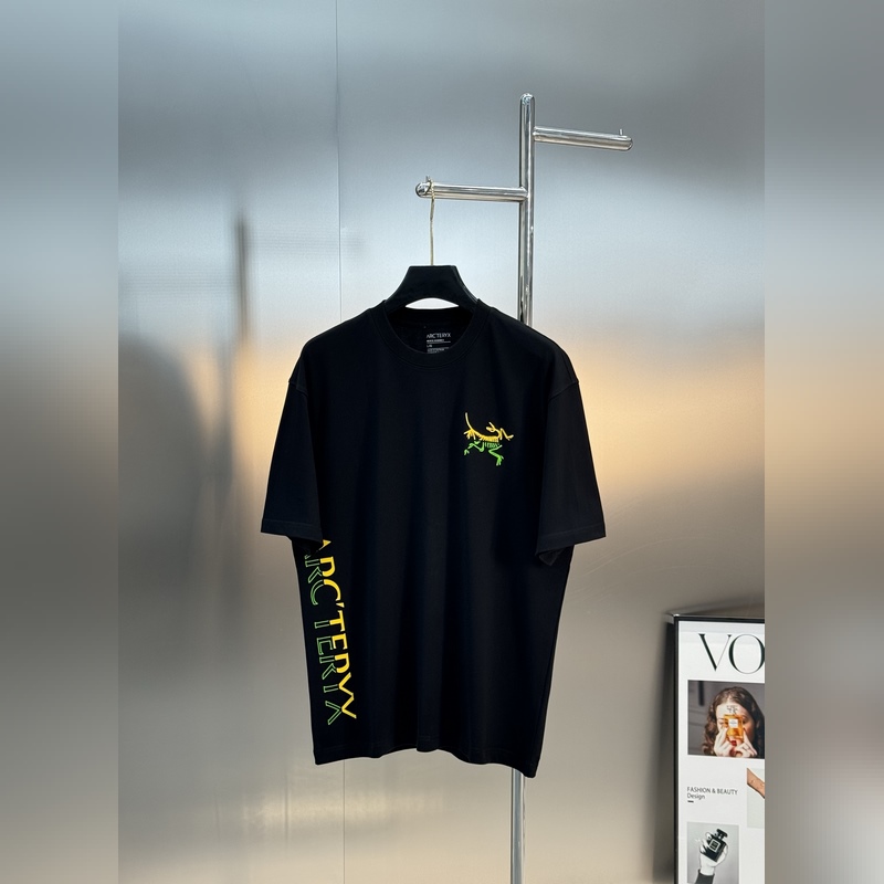 ARCTERY*始祖*鳥25s新品寬松版型T恤.男女同款~小紅書推薦！胸口經典鳥