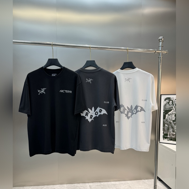 ARCTERY*始祖*鳥新款T.男女同款~25s小紅書推薦！胸口經典字母鳥造型.