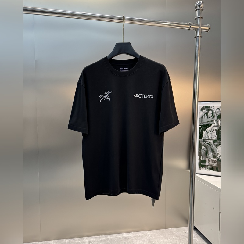 ARCTERY*始祖*鳥新款T.男女同款~25s小紅書推薦！胸口經典字母鳥造型.