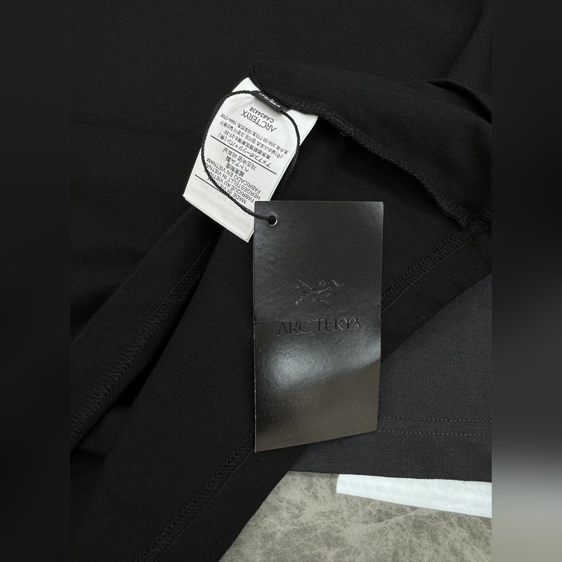 ARCTERY*始祖*鳥新款T.男女同款~25s小紅書推薦！胸口經典字母鳥造型.