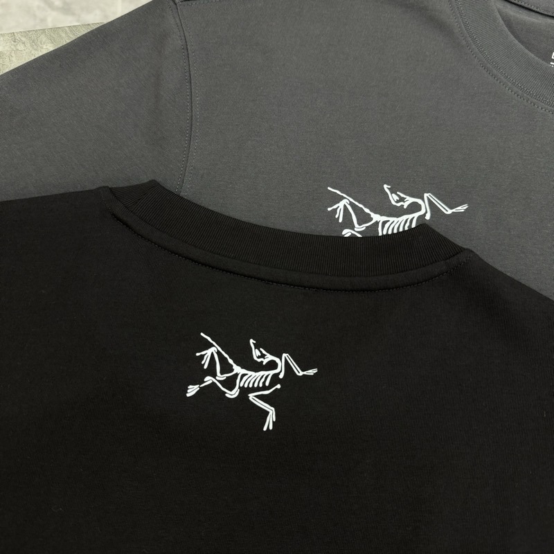 ARCTERY*始祖*鳥新款T.男女同款~25s小紅書推薦！胸口經典字母鳥造型.