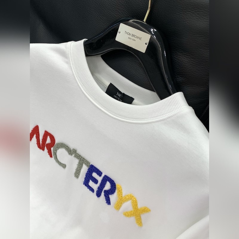 ARCTERYX 始祖鳥，2026早秋AW新品，時尚休閑圓領長袖衛衣，專櫃同步有
