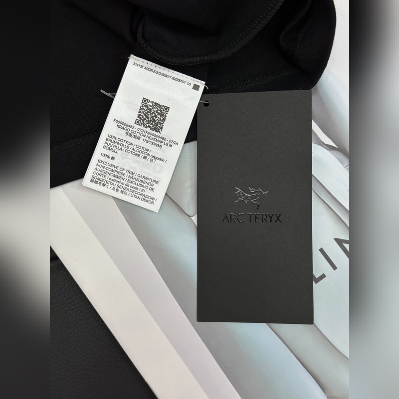 ARCTERYX始祖鳥Kragg系列彩色Logo印花純棉男女長袖T恤打底衫，情侶