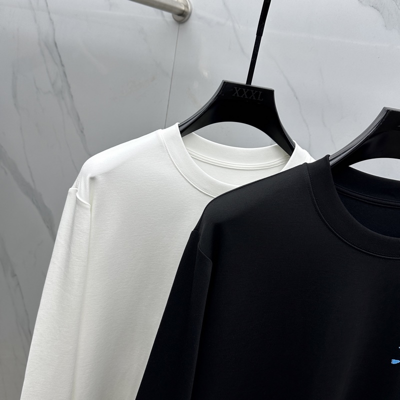 ARCTERYX始祖鳥 2026SS秋季新款棉質長袖 T 恤，以當季色調傳遞典雅