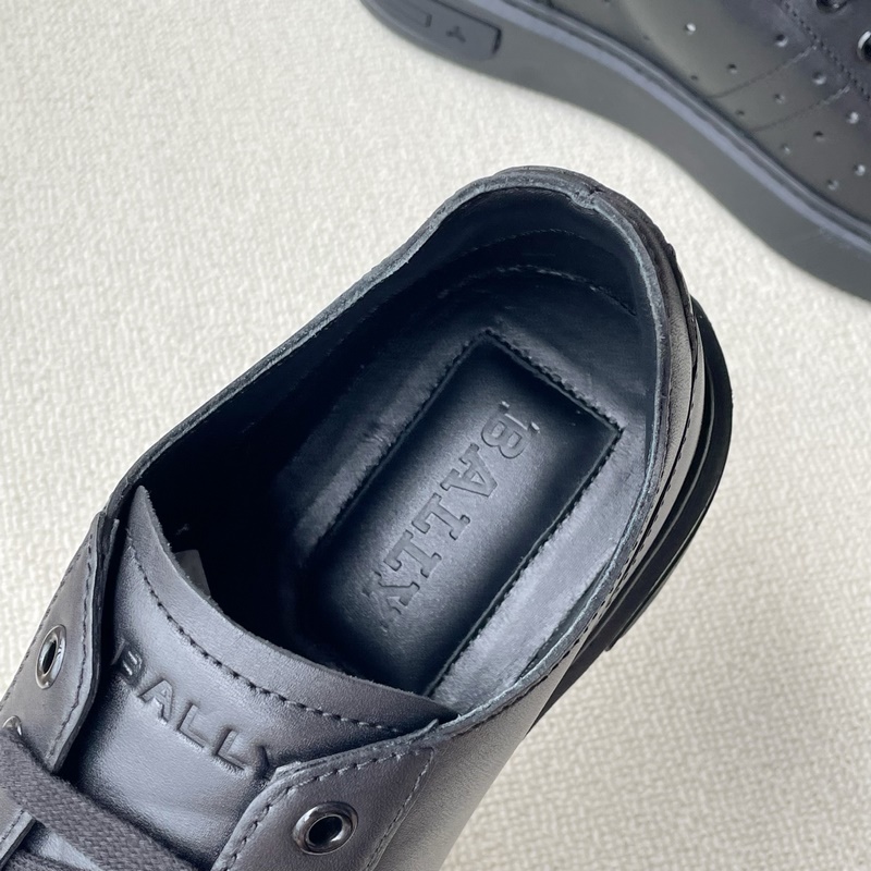 BALLY 頂級代購IT 巴利 經典配色專櫃同步 碼數：39 40 41 42