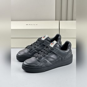 BALLY 頂級代購 巴利 經典配色專櫃同步 碼數：39 40 41 42 4