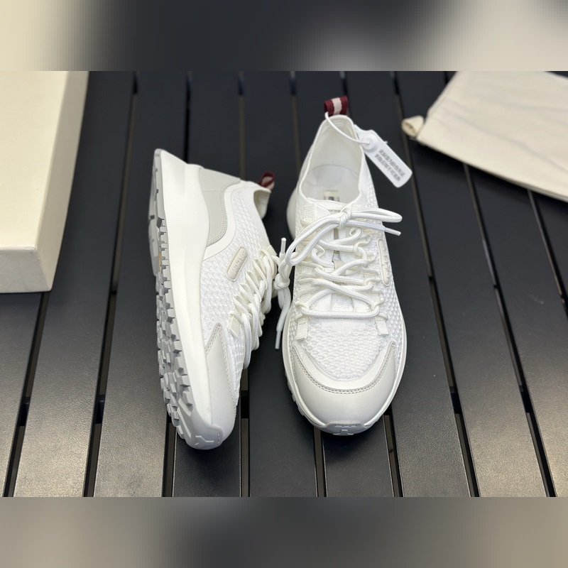 BALLY，巴利 新款男土休閑針織面料運動鞋 這款高科技針織休閑鞋鞋面如第二層肌